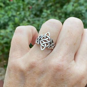 Sterling Silver Celtic Triquetras Ring